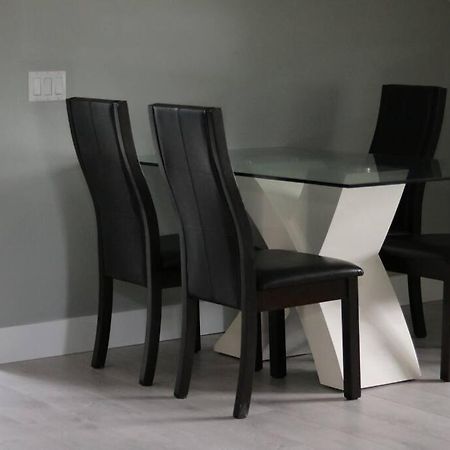 Unique Modern Luxury 2 Bedroom Apartment Rental Chapleau Esterno foto