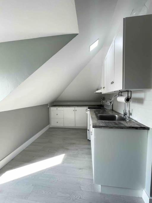 Unique Modern Luxury 2 Bedroom Apartment Rental Chapleau Esterno foto